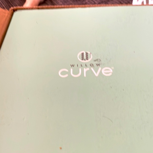 The Willow Curve PT5 Low Level Pain Relief Device - Picture 1 of 16